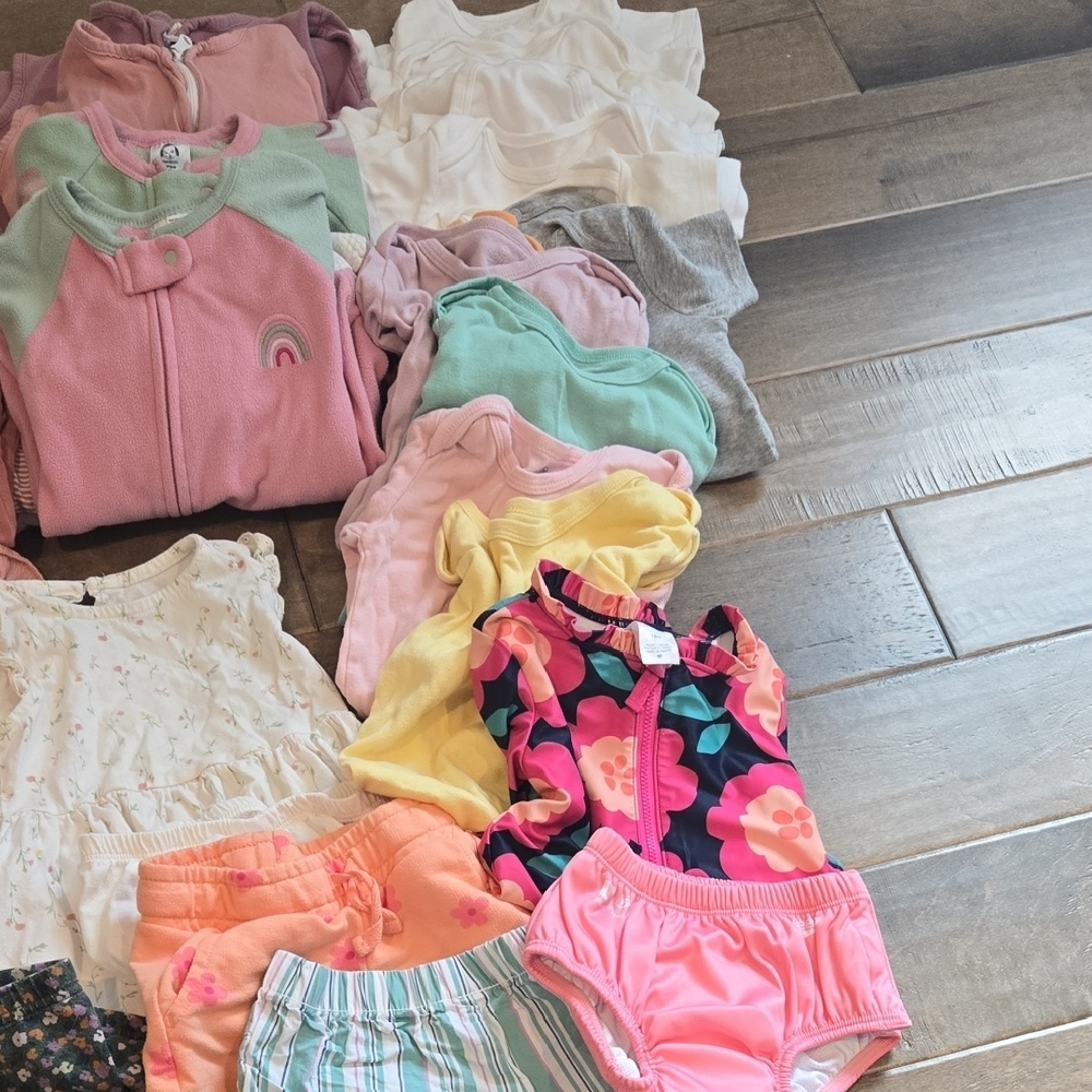 18 Month Baby Bundle - Picture 6 of 6